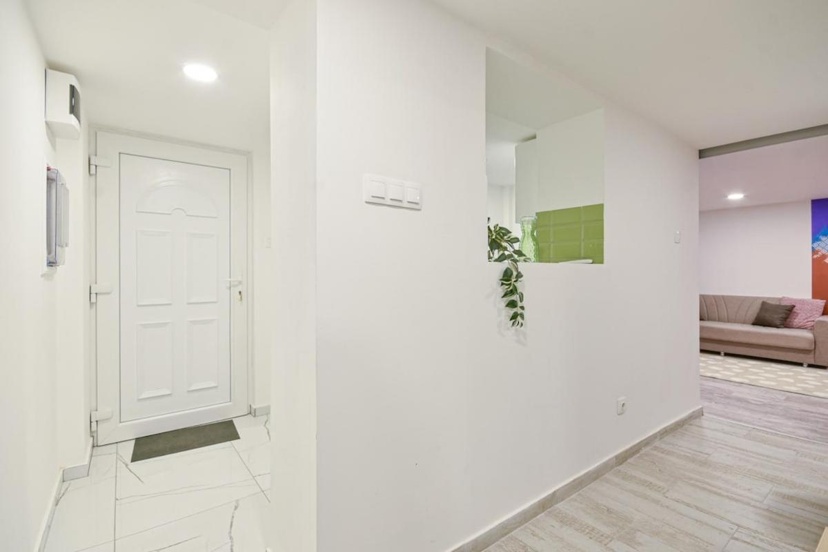 Apartament Madman's Labyrinth By Nw *