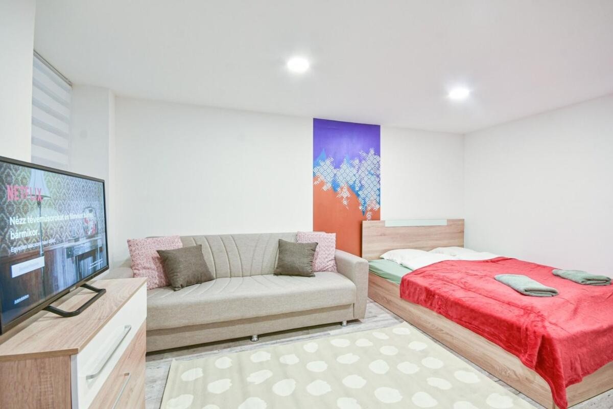 Apartament Madman's Labyrinth By Nw